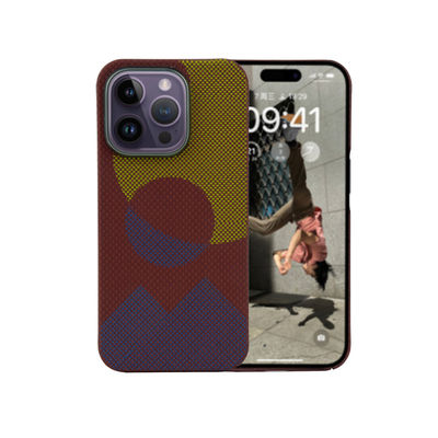 Luksusowe, spersonalizowane etui na telefon z włókna węglowego aramidowego z wzorem dla iPhone 16 Pro Max, o grubości 0,8 mm i wadze 16 g