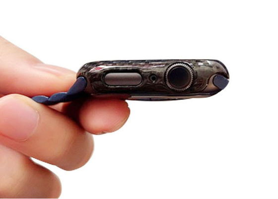 Lekkie, odporne na wstrząsy etui Apple Watch z włókna węglowego