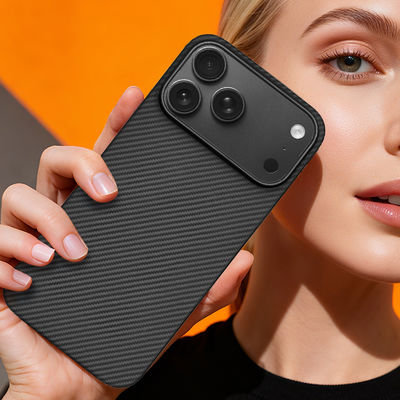 Niestandardowa okładka mobilna z włókna węglowego Aramid z ramką metalową dla iPhone'a 17 Pro Max