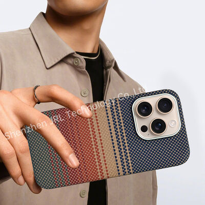 Dostosowany Wzór Zachodu Słońca Super Cienki Pokrowiec Aramidowo-Węglowy do Telefonu iPhone 17 Pro