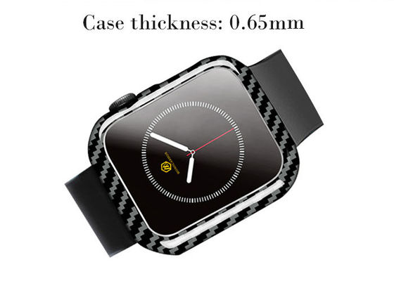 Lekkie, odporne na wstrząsy etui Apple Watch z włókna węglowego